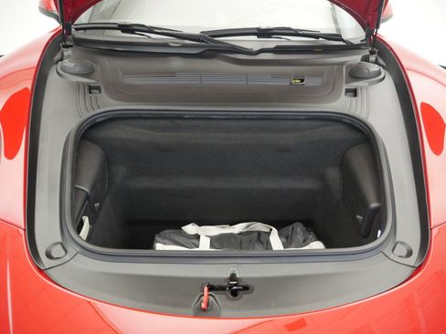Certified 2019 Porsche 911 Carrera 4 AWD/4WD image 12