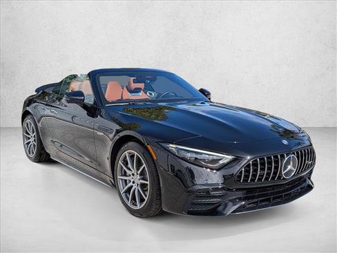 Certified 2025 Mercedes-Benz SL 43 AMG image 3