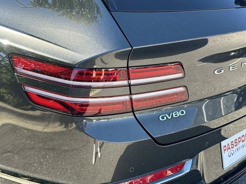 Used 2024 Genesis GV80 3.5T w/ Prestige Package AWD/4WD image 11
