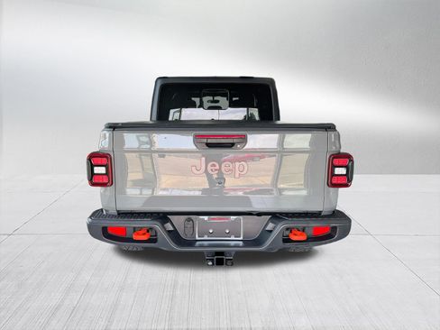 Used 2023 Jeep Gladiator Mojave w/ LED Lighting Group AWD/4WD image 5