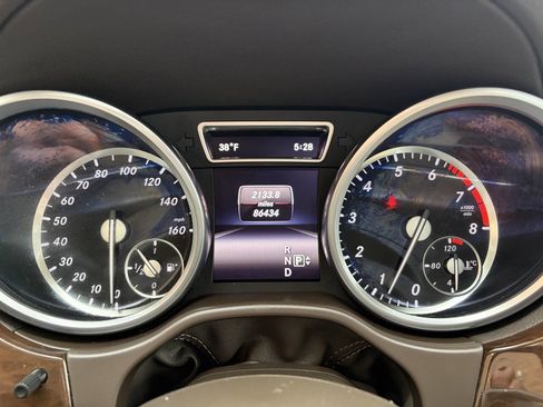 Used 2015 Mercedes-Benz GL 450 GL 450 4MATIC AWD 4dr SUV image 39