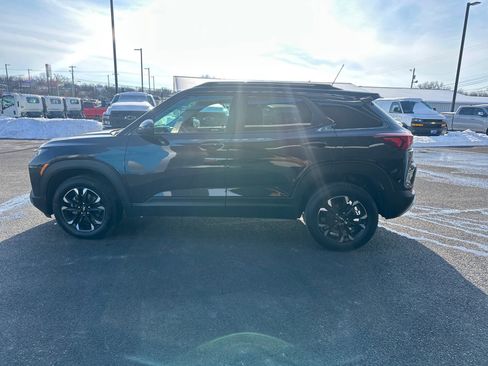 Used 2023 Chevrolet TrailBlazer LT image 9