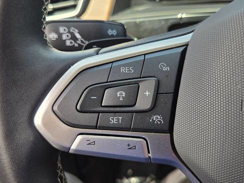 Certified 2026 Volkswagen Atlas SE w/ Panoramic Sunroof Package FWD image 25