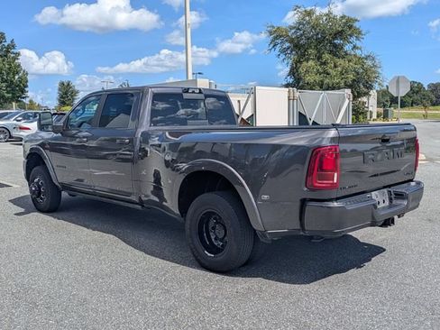 Used 2025 RAM 3500 Limited AWD/4WD image 4