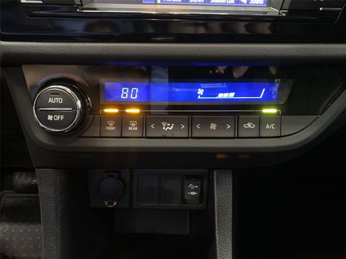 Used 2015 Toyota Corolla S image 20