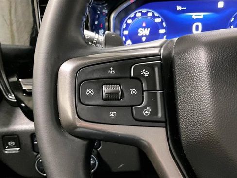 Used 2023 Chevrolet Silverado 1500 ZR2 image 18