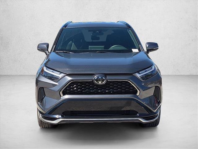 Used 2025 Toyota RAV4 SE AWD/4WD image 2