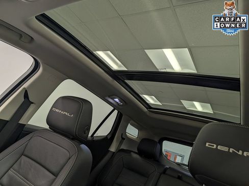 Used 2023 GMC Terrain Denali AWD/4WD image 25