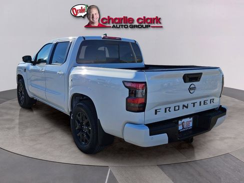 New 2026 Nissan Frontier SV w/ SV Convenience Package RWD image 4