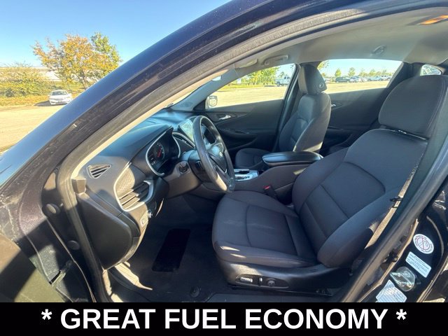 Used 2023 Chevrolet Malibu LT FWD image 18