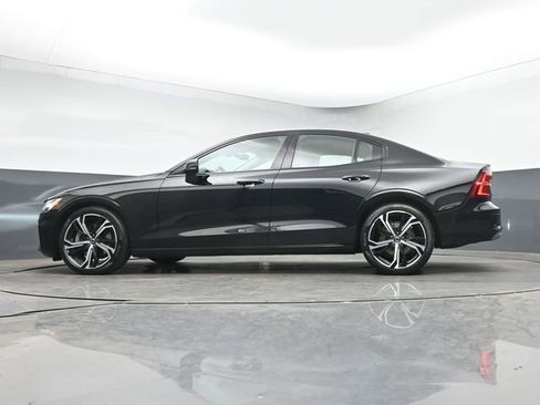 Used 2023 Volvo S60 B5 Ultimate w/ Protection Package Premier FWD image 36