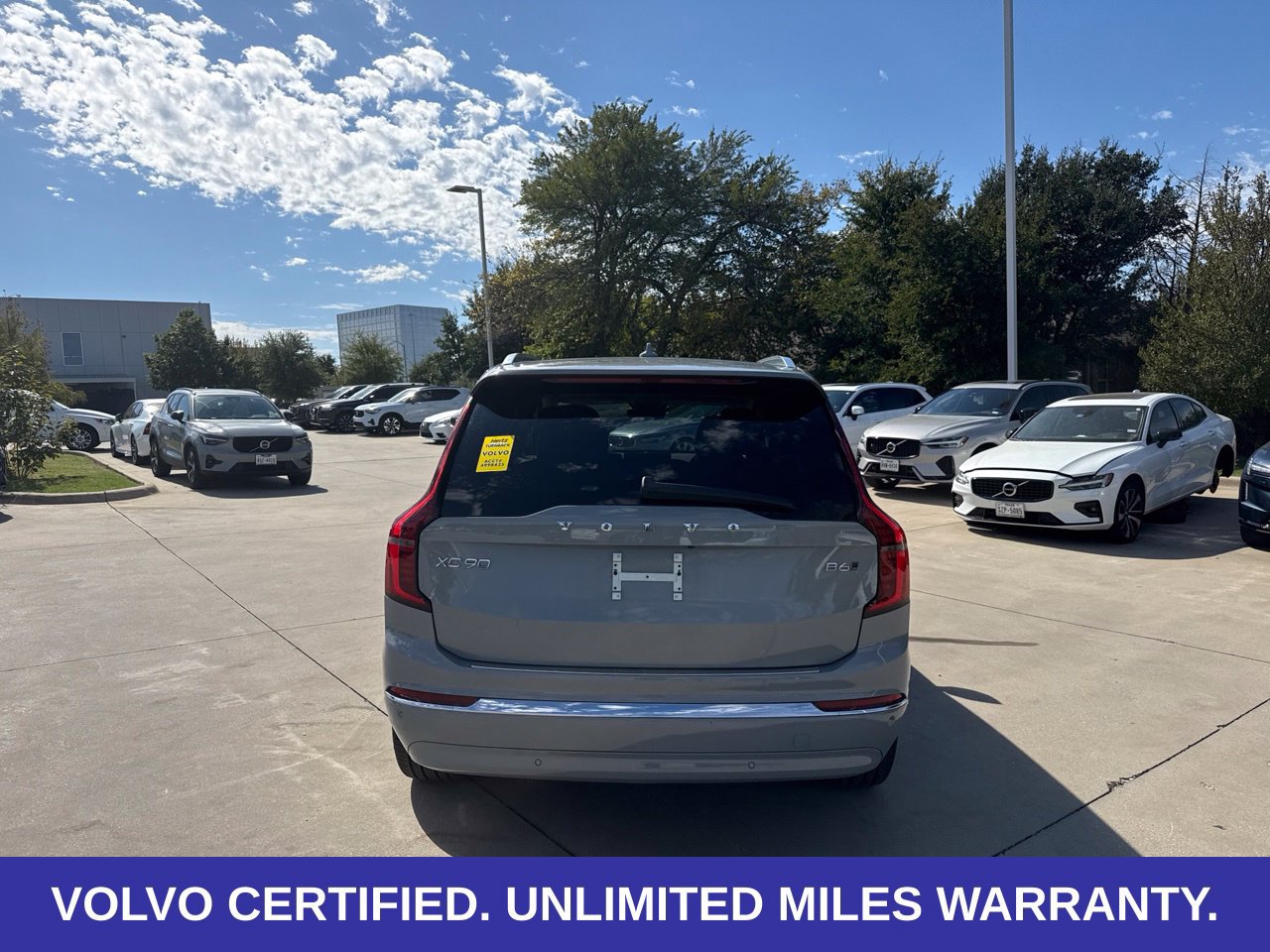 Certified 2026 Volvo XC90 B6 Plus AWD/4WD image 14
