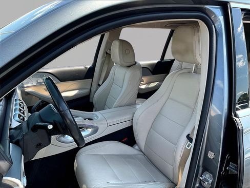 Used 2020 Mercedes-Benz GLS 450 4MATIC image 21