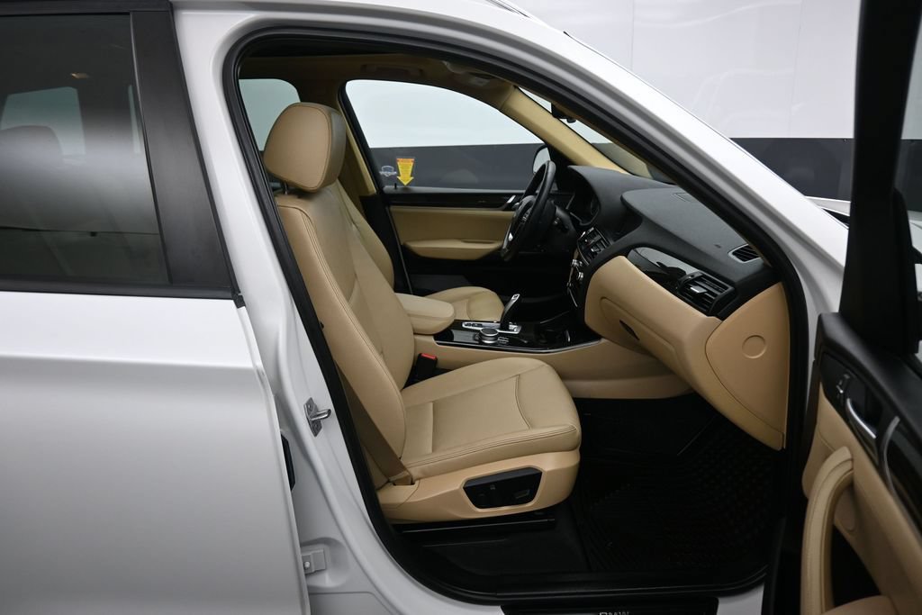 Used 2017 BMW X3 sDrive28i RWD image 41