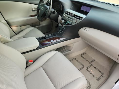Used 2012 Lexus RX 350 FWD w/ Premium Pkg image 16