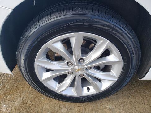 Used 2024 Chevrolet Malibu LT image 46