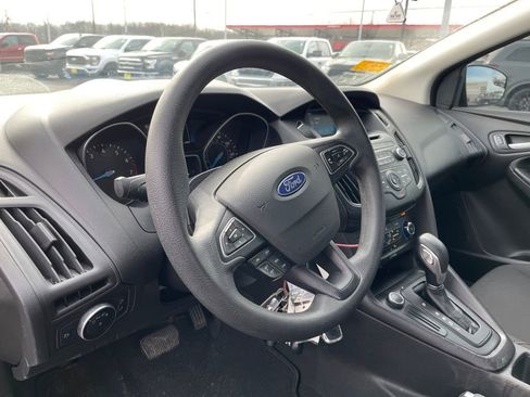 Used 2017 Ford Focus SE image 13