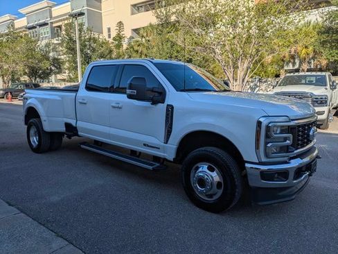 Used 2025 Ford F350 Lariat AWD/4WD image 1