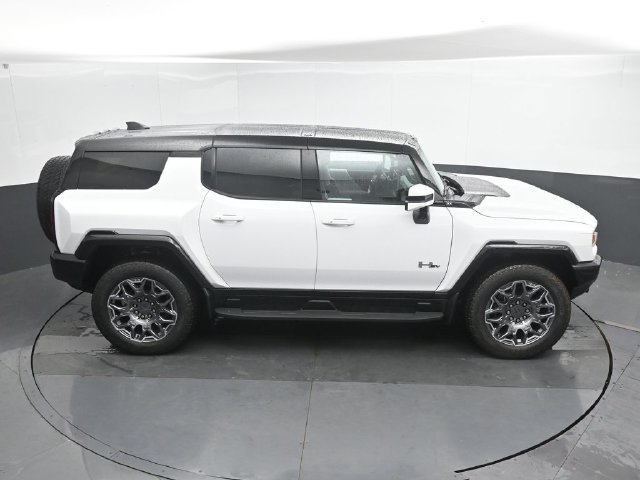 Used 2025 GMC Hummer EV 3X w/ LPO, Cargo Utility Package AWD/4WD image 29