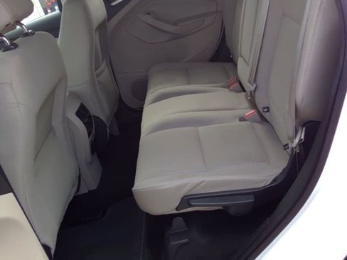 Used 2017 Ford Escape SE w/ SE Cold Weather Package image 9