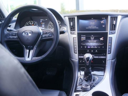 Used 2019 INFINITI Q50 Luxe w/ Essential Package (3.0T Luxe) AWD/4WD image 28
