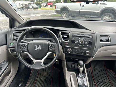 Used 2014 Honda Civic LX image 10