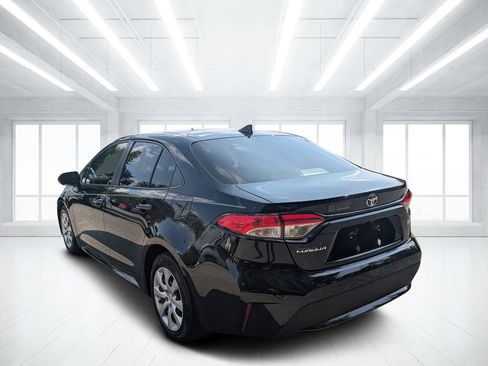 Used 2021 Toyota Corolla LE FWD image 5