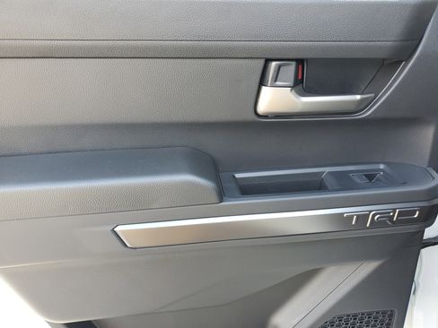 New 2025 Toyota Tacoma TRD Off-Road image 15