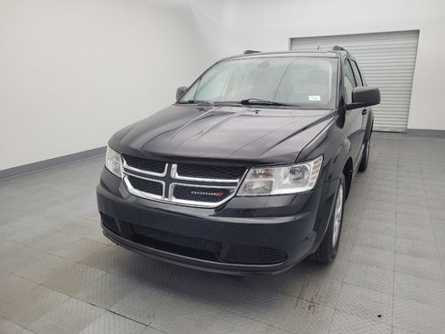 Used 2019 Dodge Journey SE image 15