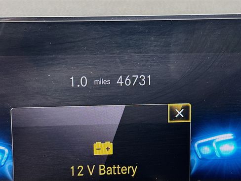 Used 2023 Mercedes-Benz GLB 250 4MATIC image 19