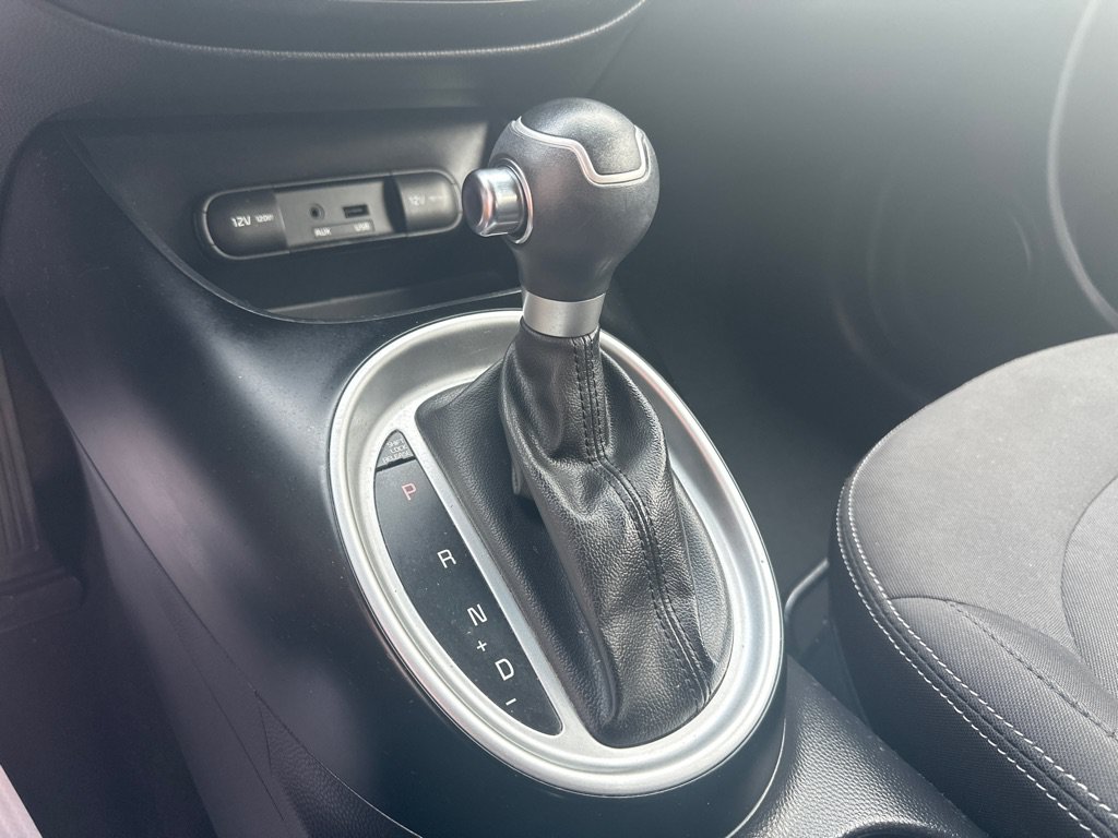 Used 2015 Kia Soul FWD image 20