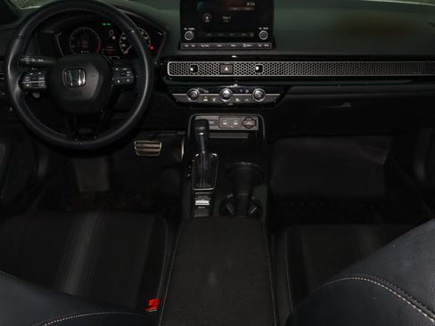 Used 2025 Honda Civic Sport image 10