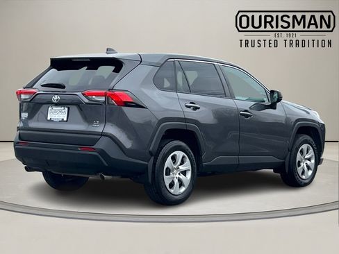 Used 2023 Toyota RAV4 LE image 5