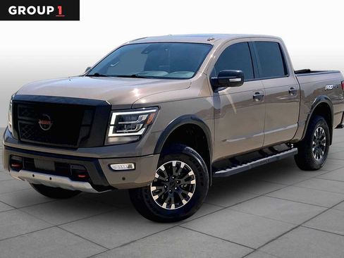 Used 2021 Nissan Titan PRO-4X w/ Pro-4x Convenience Package AWD/4WD image 1