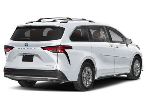 Used 2024 Toyota Sienna Platinum AWD/4WD image 5
