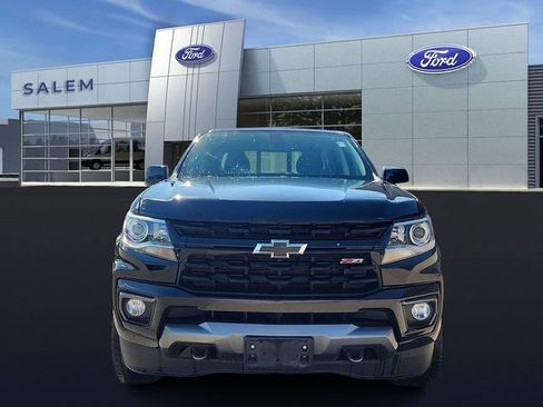 Used 2022 Chevrolet Colorado Z71 w/ Z71 Midnight Edition AWD/4WD image 7