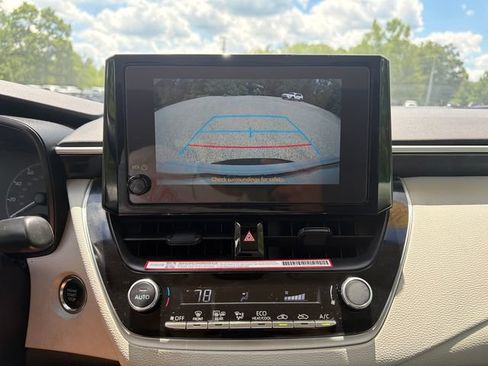 Certified 2025 Toyota Corolla LE w/ Convenience Package FWD image 35