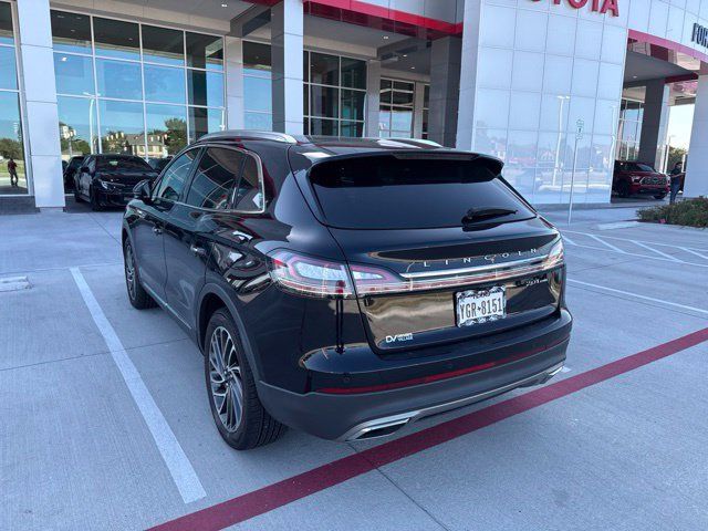 Used 2019 Lincoln Nautilus Reserve AWD/4WD image 6