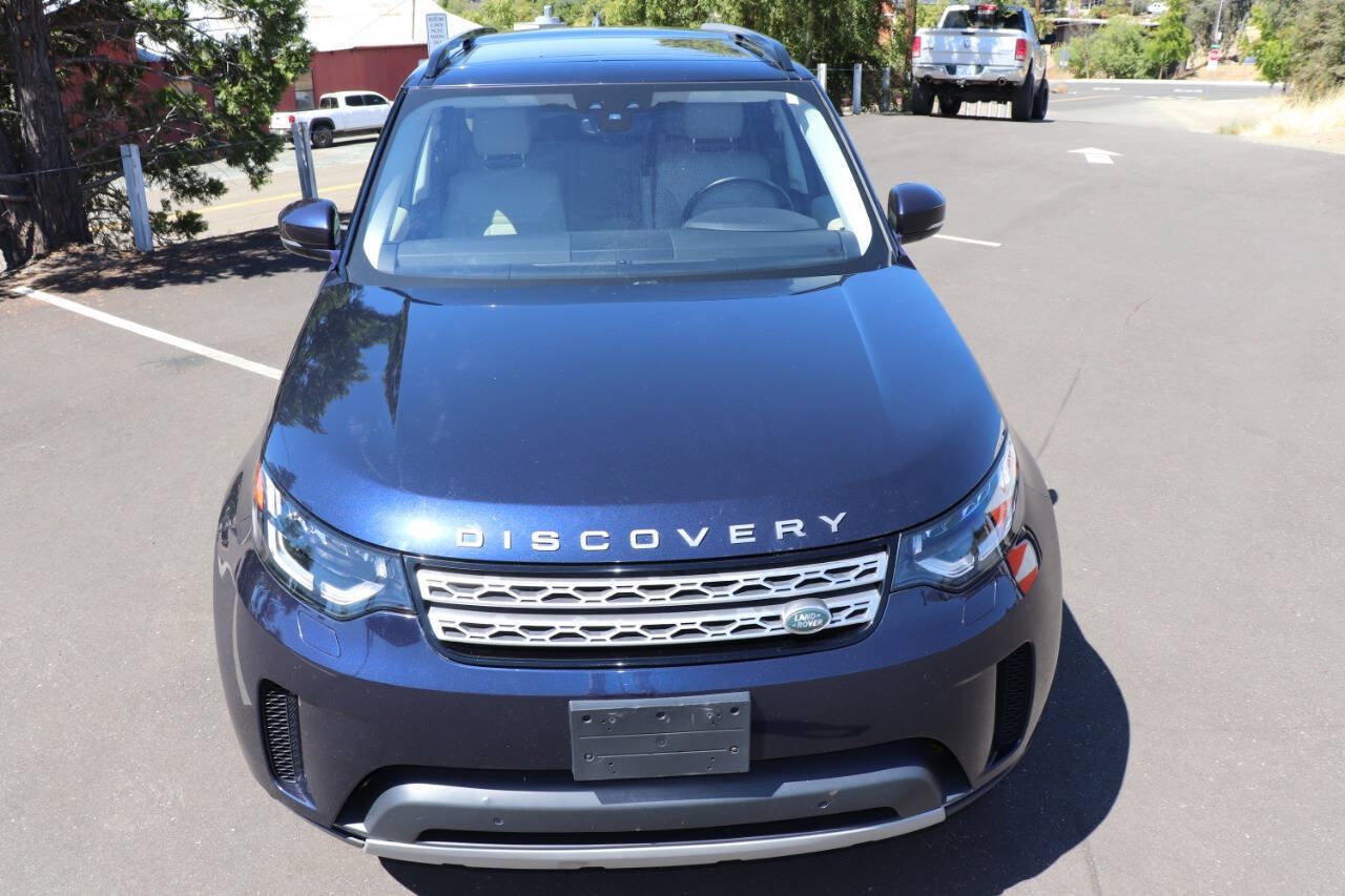 Used 2018 Land Rover Discovery HSE AWD/4WD image 2