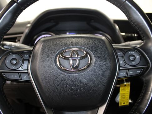 Used 2022 Toyota Camry SE image 35