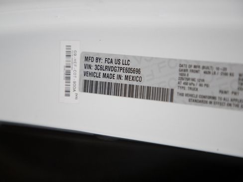 Used 2023 RAM ProMaster 2500 image 26