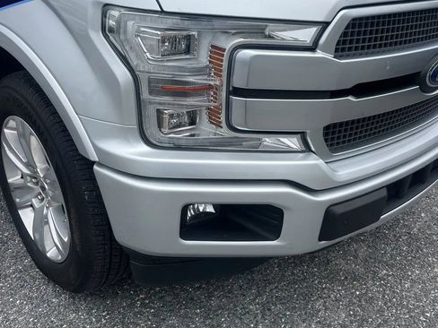 Used 2018 Ford F150 Platinum w/ Equipment Group 701A Luxury image 11