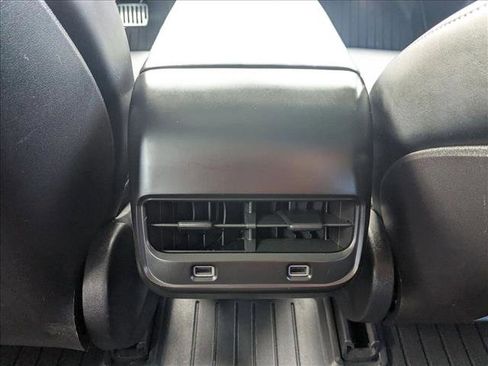 Used 2018 Tesla Model 3 Long Range image 20