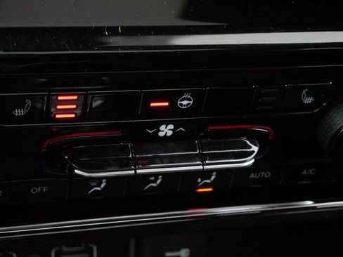 Used 2021 Jeep Grand Cherokee L Limited image 33