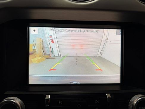 Used 2016 Ford Mustang Premium RWD image 26