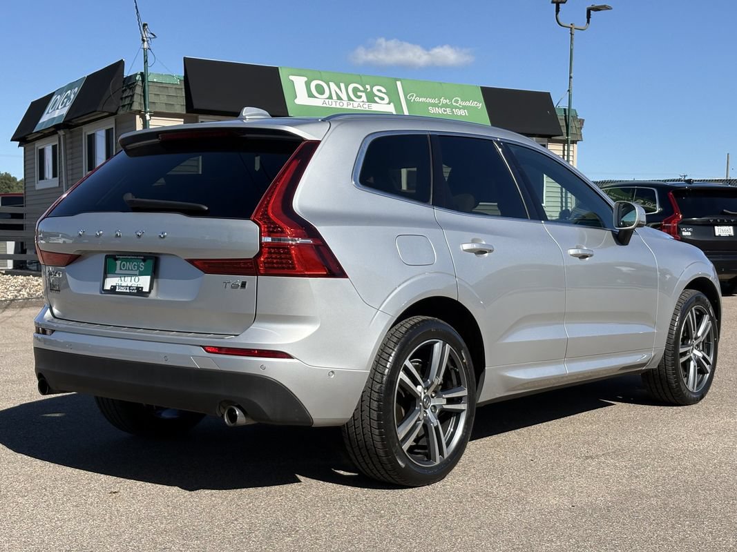 Used 2019 Volvo XC60 T6 Momentum w/ Premium Package AWD/4WD image 8