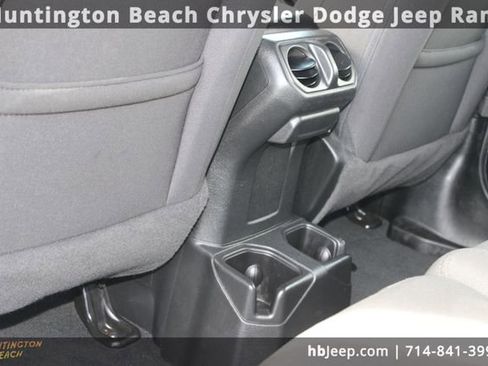 Used 2023 Jeep Wrangler Sport image 31