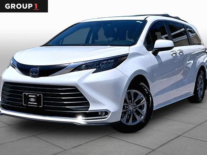 Used 2024 Toyota Sienna XLE