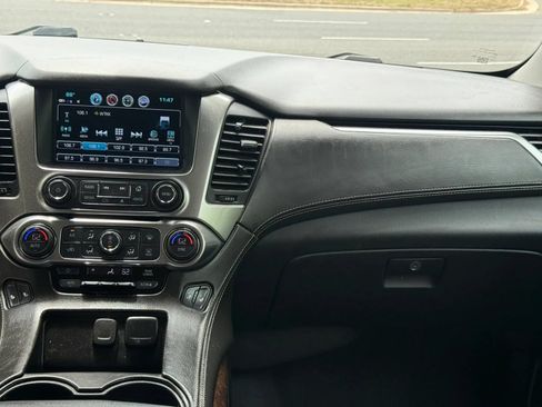 Used 2019 Chevrolet Tahoe LT AWD/4WD image 18