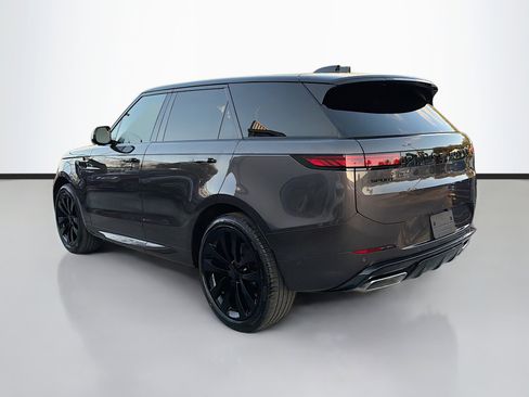 New 2026 Land Rover Range Rover Sport Dynamic SE image 3